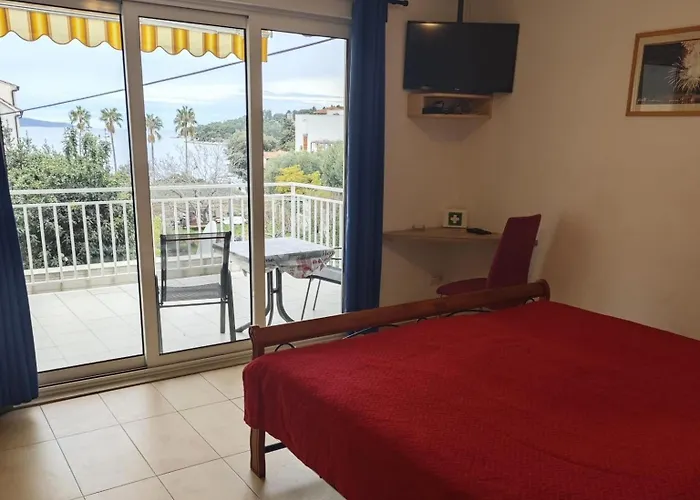 Apartman With Parking Space Hvar - 25169