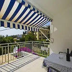 With Parking Space Hvar - 25169 Appartement Hvar Town